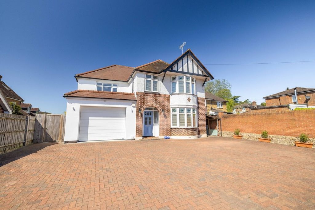 Property photo 1 of 25