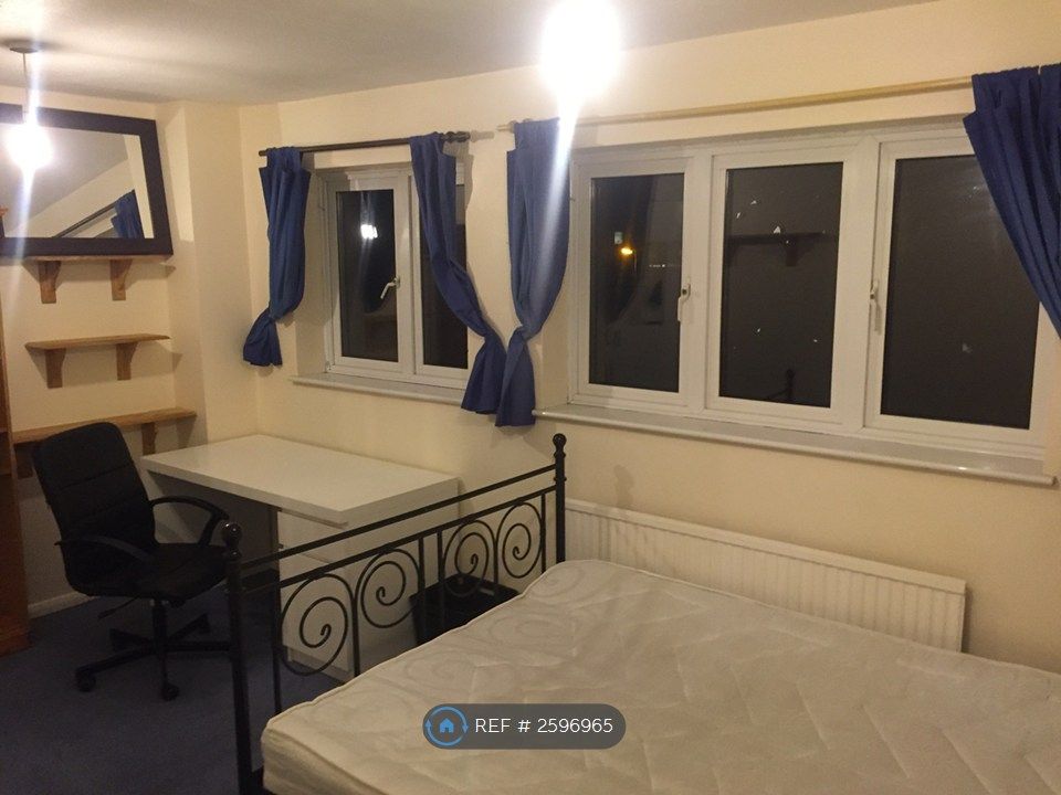 Property photo 1 of 5