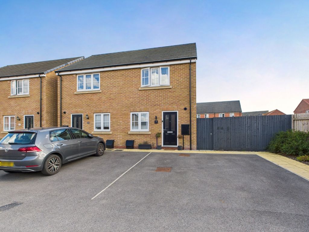 Property photo 1 of 25 4497691