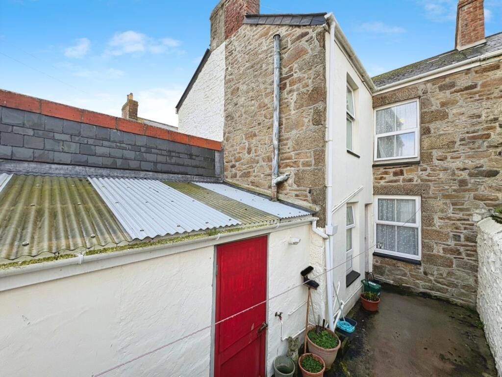 Property photo 2 of 20 4855182