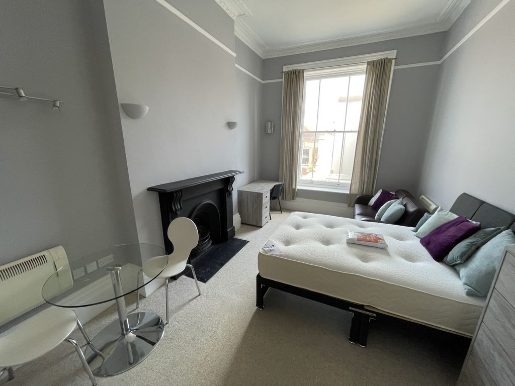 Property photo 2 of 9 A Spacious Master Bedroom Featuring A Large Window...