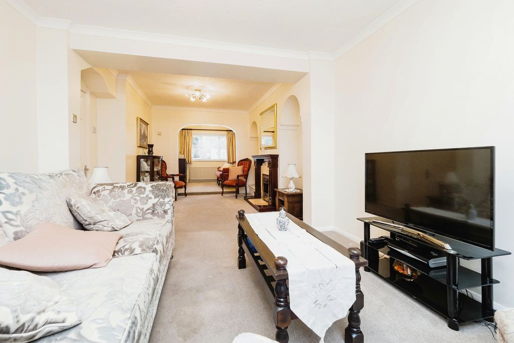 Property photo 3 of 19 Photography