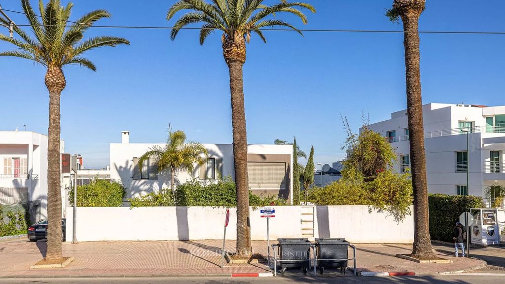 Property photo 1 of 4