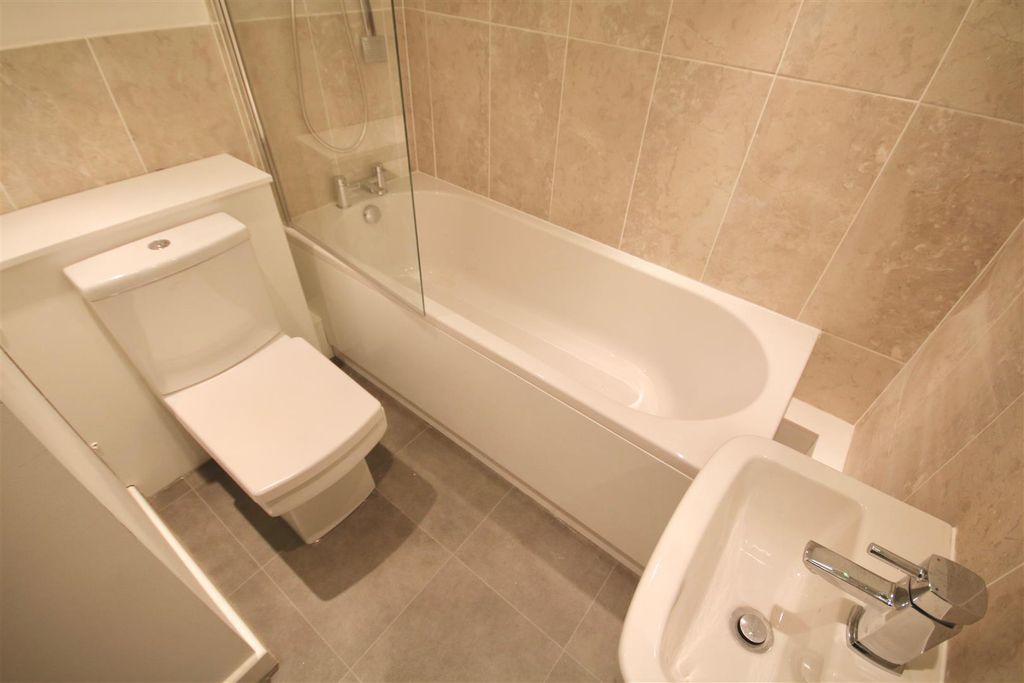 Property photo 3 of 7 Img_1097.Jpg