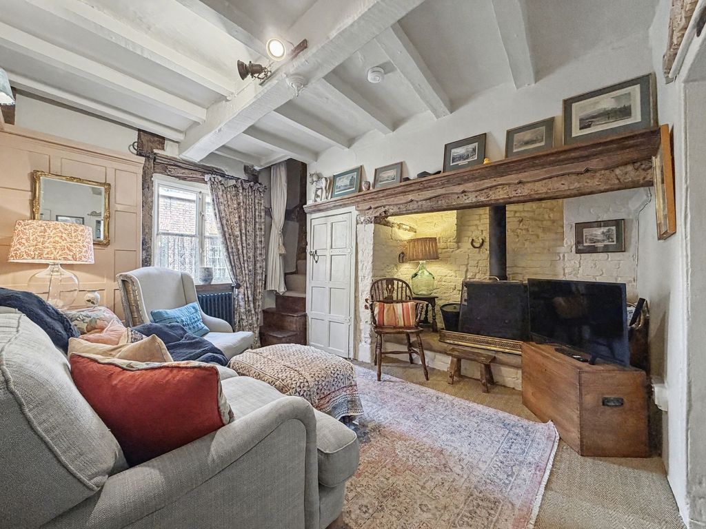 Property photo 3 of 13