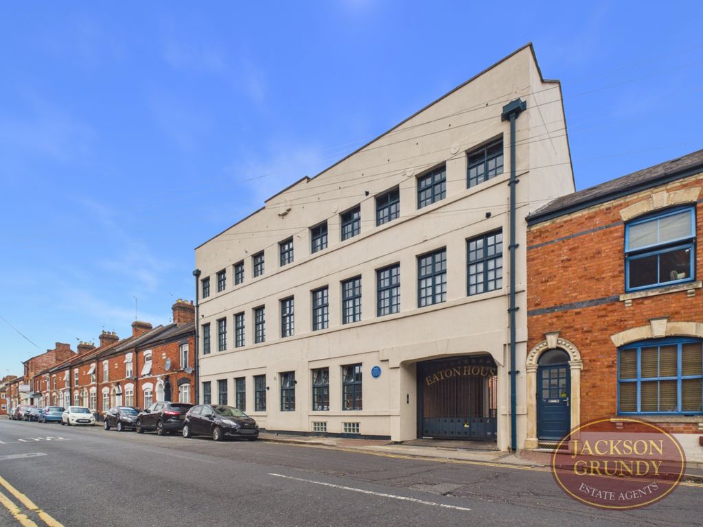 Property photo 1 of 14 Eaton House