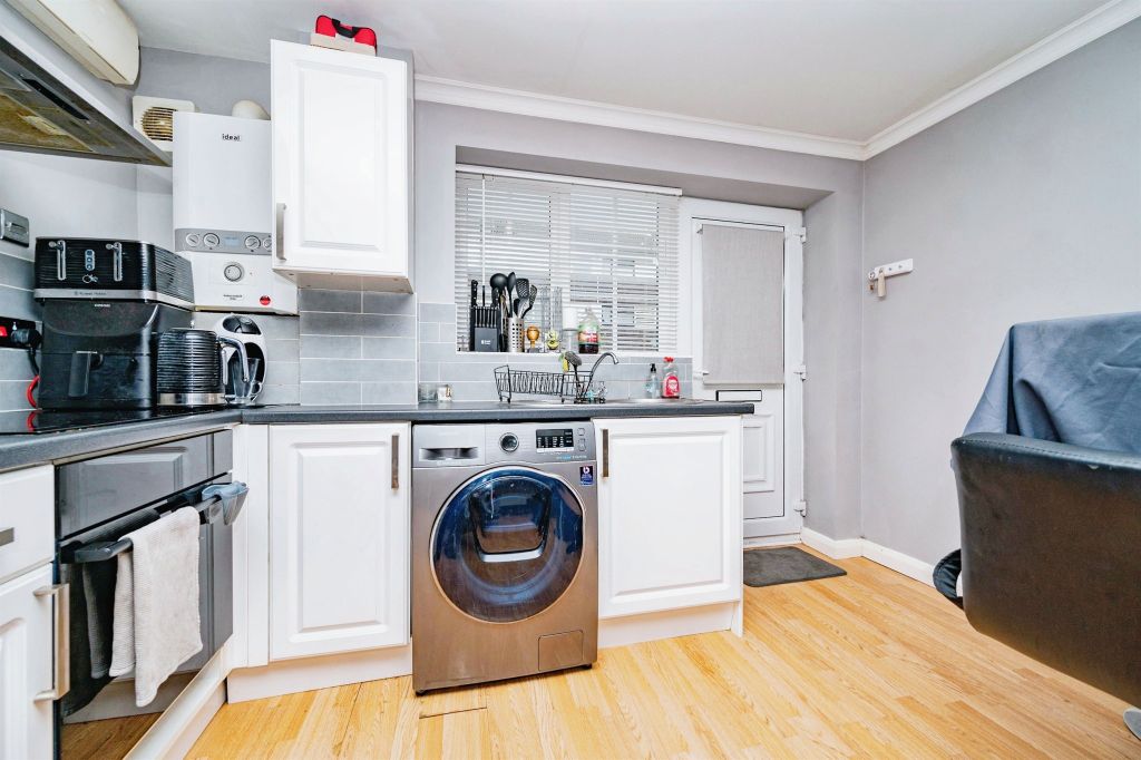 Property photo 2 of 13