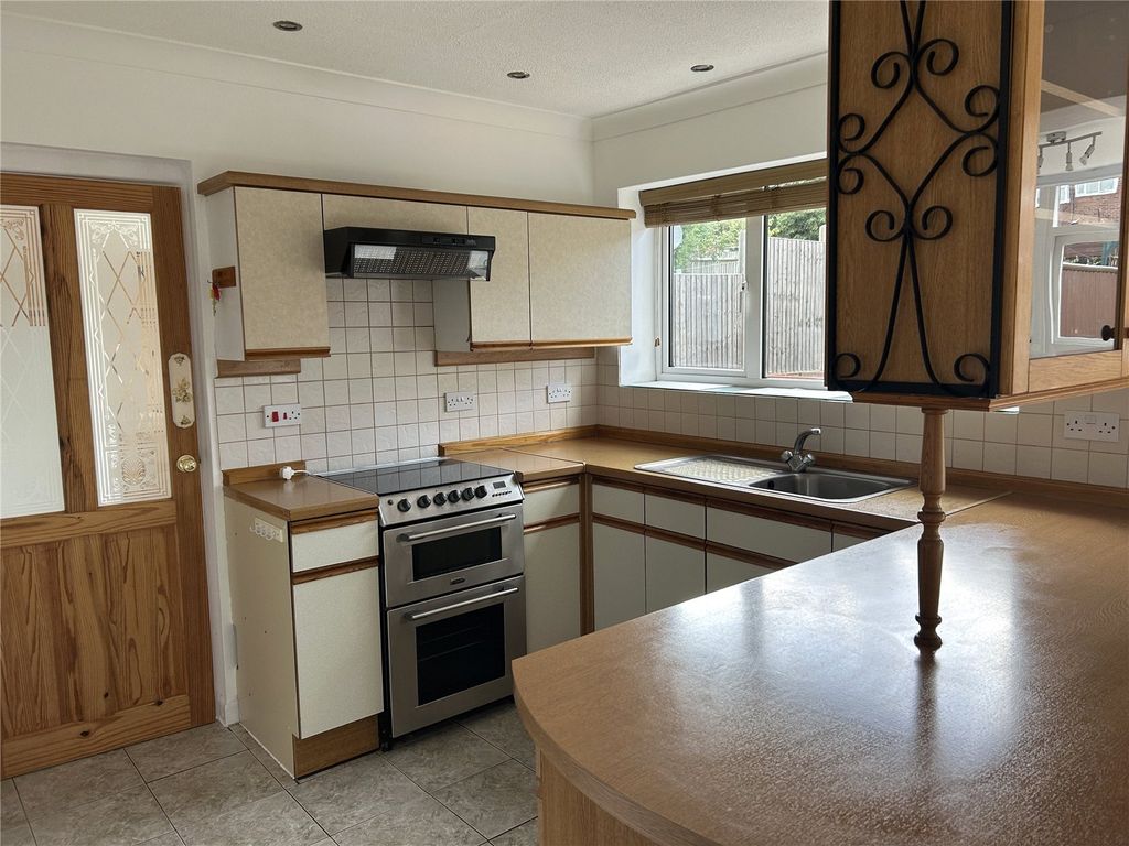 Property photo 3 of 13 Picture No. 17