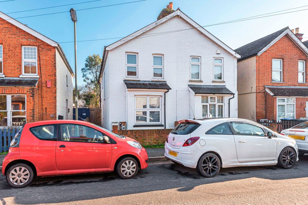 Property photo 1 of 2