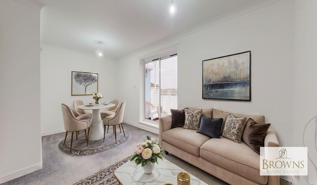 Property photo 1 of 27 4970951