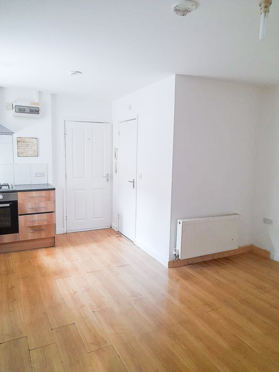 Property photo 3 of 4 Na