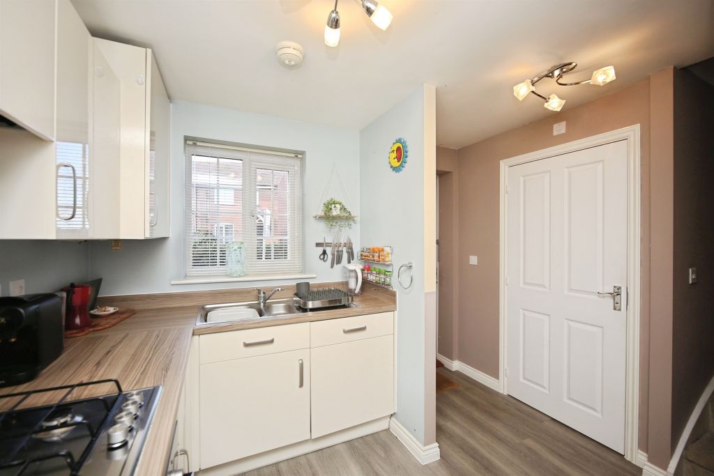 Property photo 3 of 16