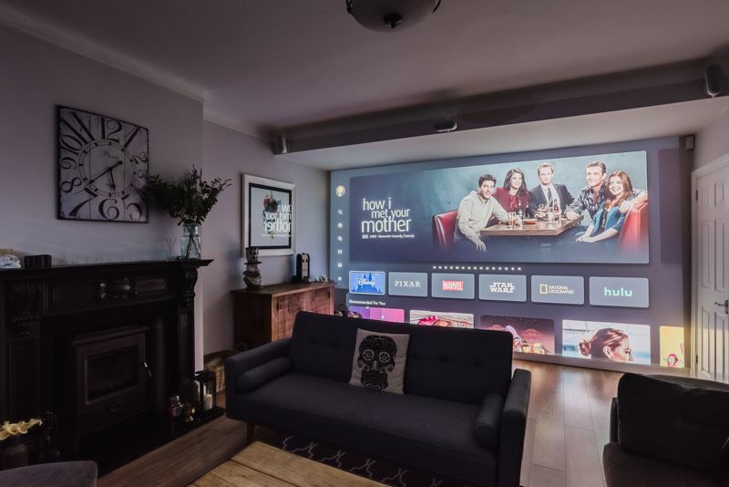 Property photo 3 of 29 Lounge