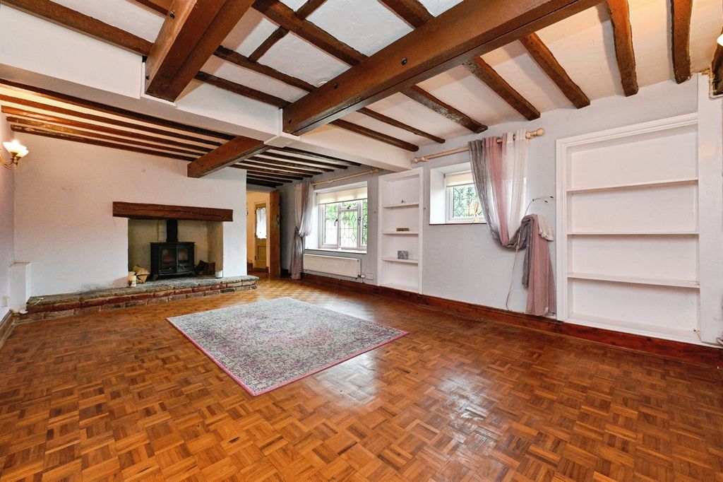 Property photo 3 of 17