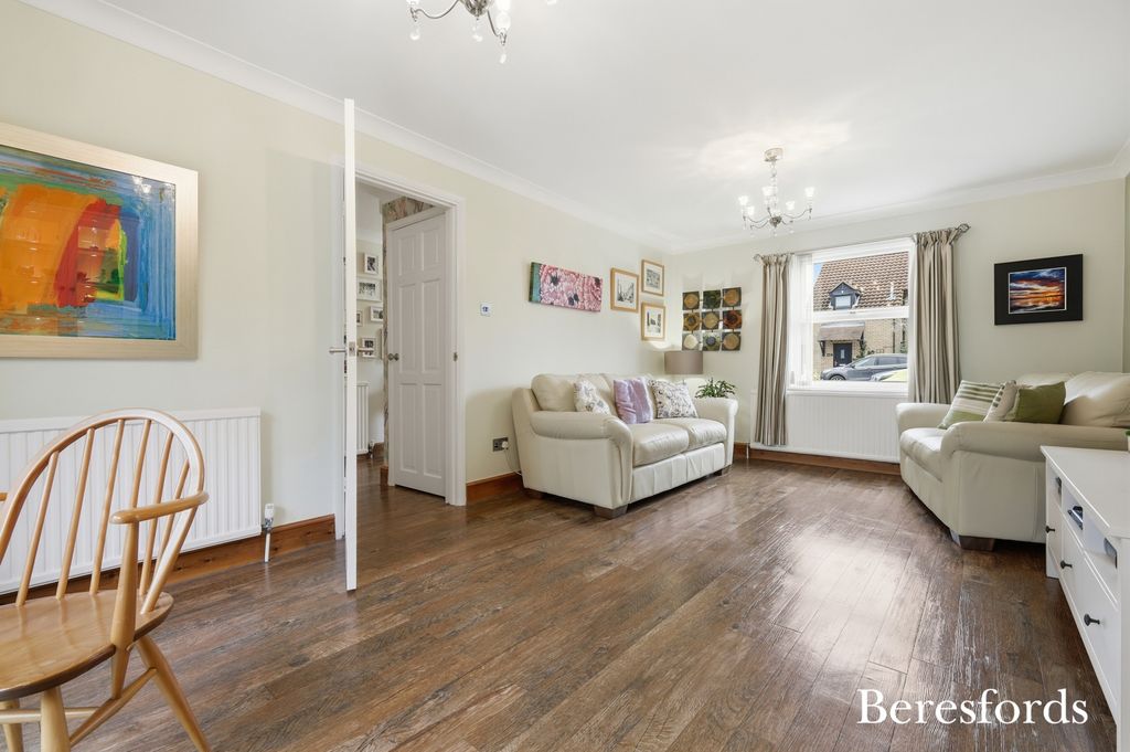 Property photo 2 of 24 Picture No. 30