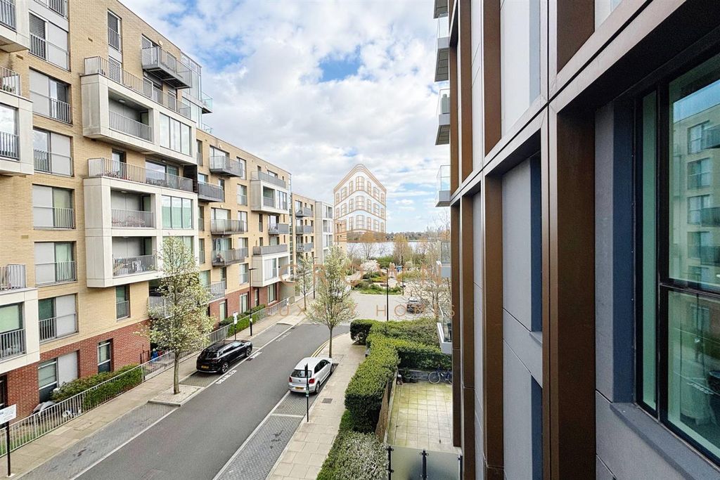 Property photo 2 of 12 Phwd-1009 (6).Jpg