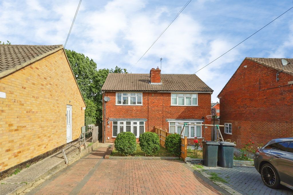 Property photo 1 of 15