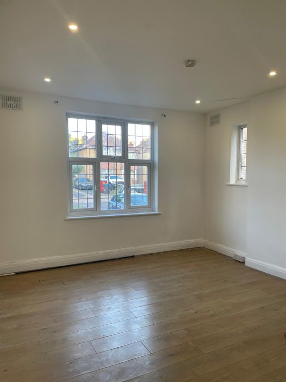 Property photo 3 of 3