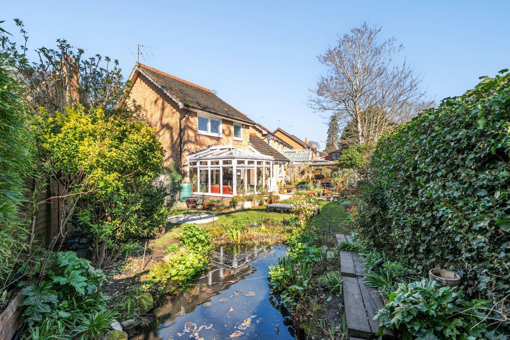 Property photo 3 of 14 1431440-4-69Bbe06...