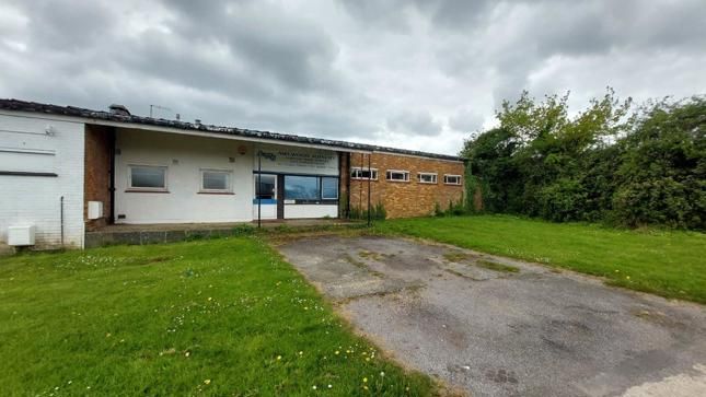 Property photo 3 of 8 Photo 1