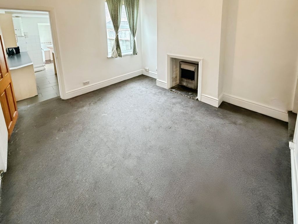 Property photo 3 of 9 Picture No. 04