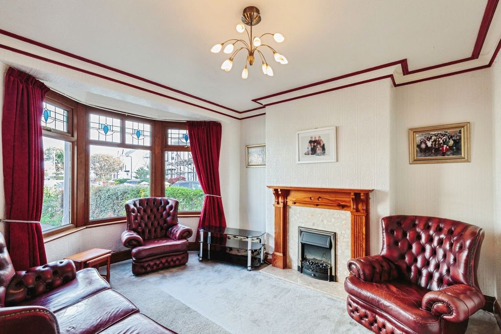 Property photo 3 of 12 Pbox-Img.Jpg