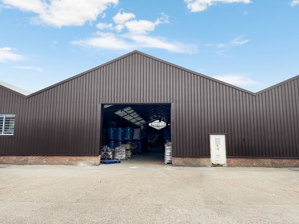 Property photo 2 of 5