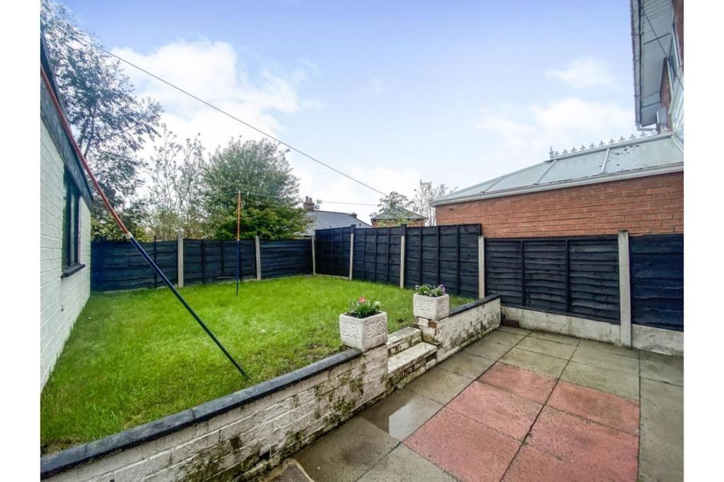 Property photo 3 of 14