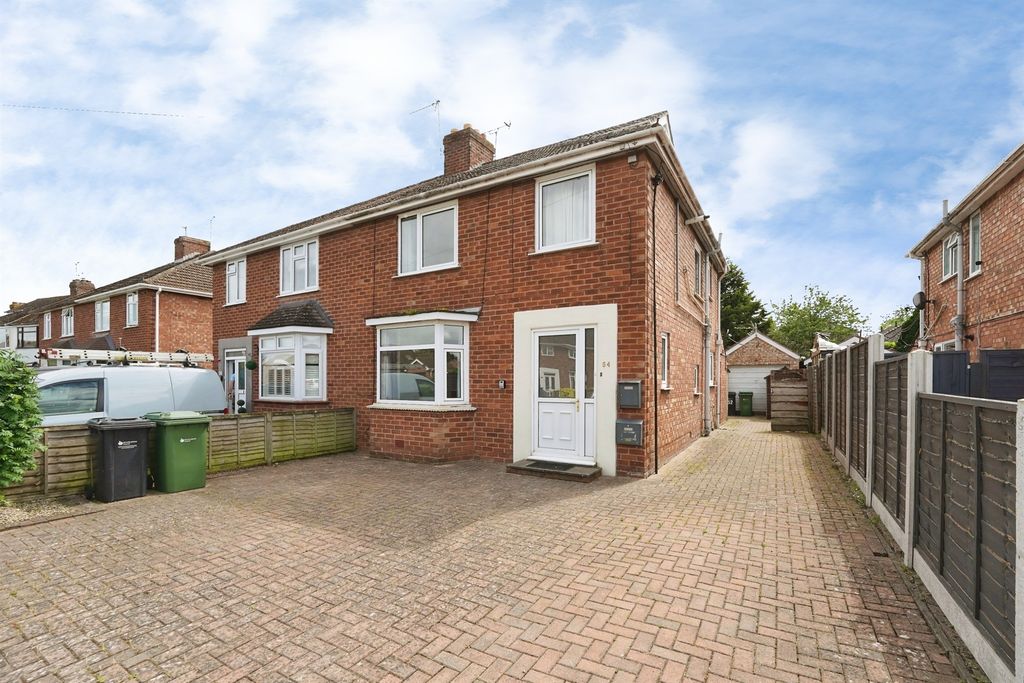 Property photo 1 of 18