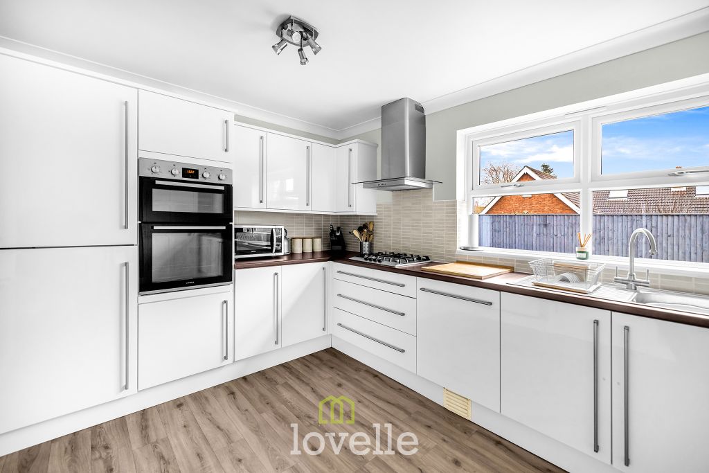 Property photo 3 of 26