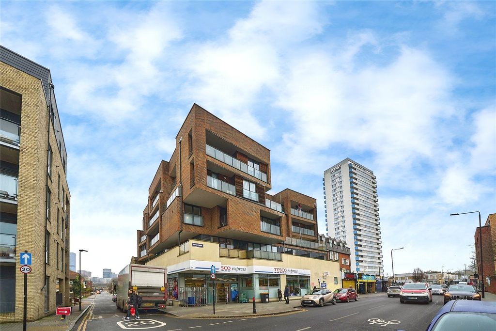 Property photo 3 of 19 Picture No. 14