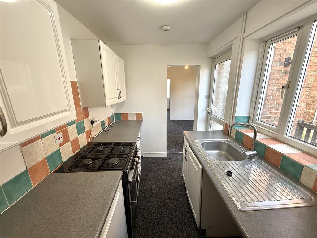 Property photo 3 of 14 Img_0096.Jpg