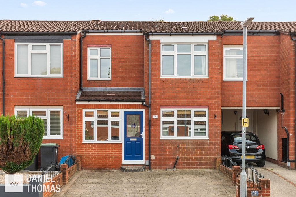 Property photo 1 of 29