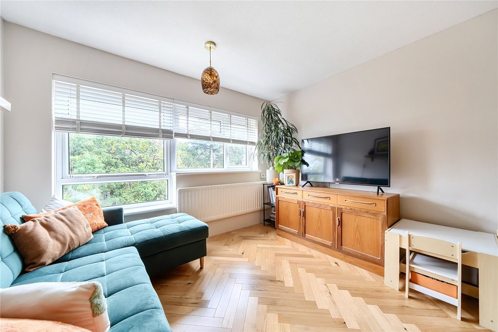 Property photo 2 of 18 Picture No. 07