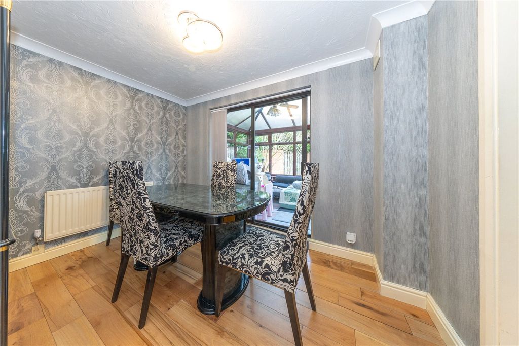 Property photo 3 of 13 Dining Room