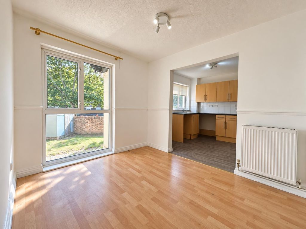 Property photo 2 of 11 3CD62110-1A4B-49E5-BA72-59Fc838C5B13.Png