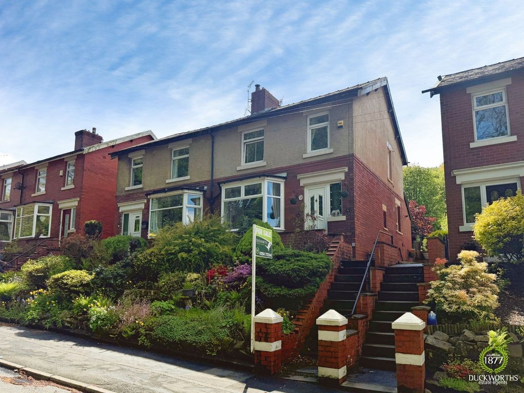 Property photo 1 of 28