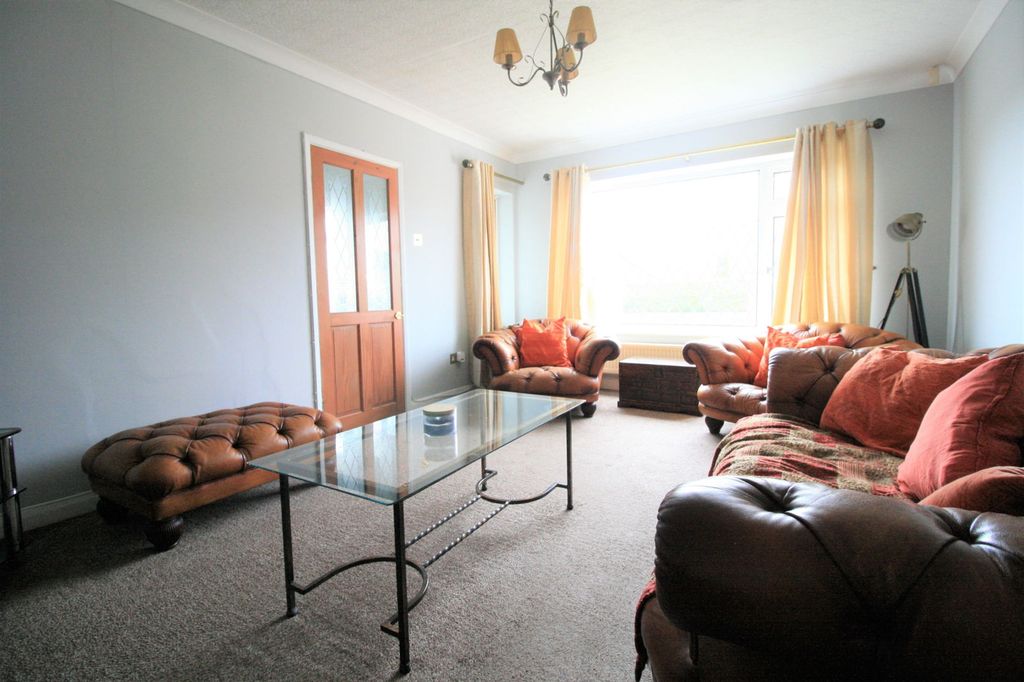Property photo 3 of 24