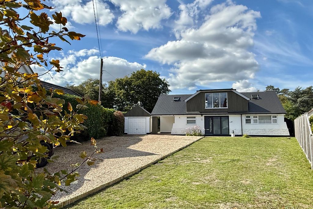 Property photo 3 of 35 Gallery