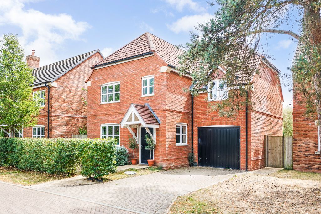 Property photo 1 of 13