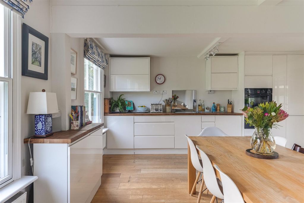 Property photo 3 of 27 Vine House-26.Jpg