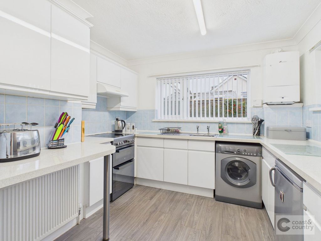 Property photo 3 of 24