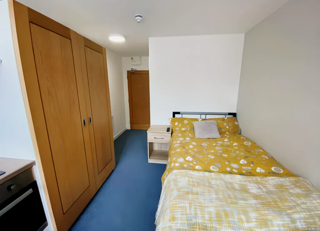 Property photo 1 of 45