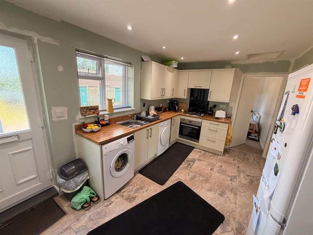 Property photo 2 of 7 1155F613-89Ff-41A1-Beb5-3A878c7893B8.Jpg