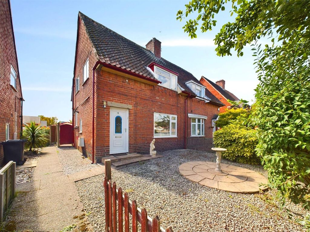 Property photo 1 of 14 Front