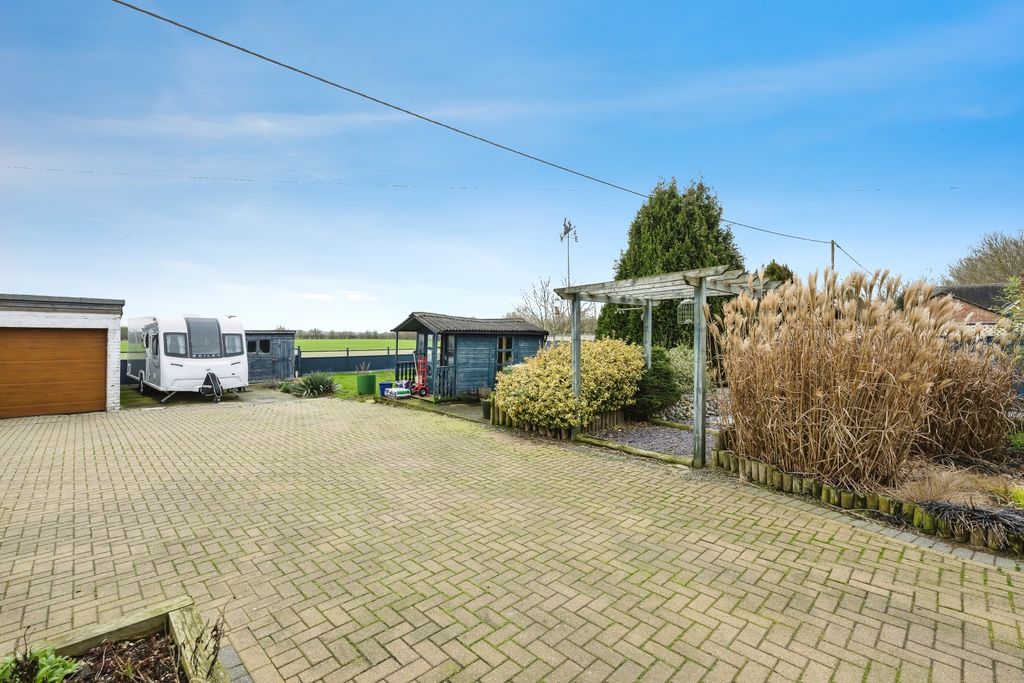 Additional image 20 of 4 bed semi-detached house for saleNewmarket Road, Teversham, Cambridge CB1