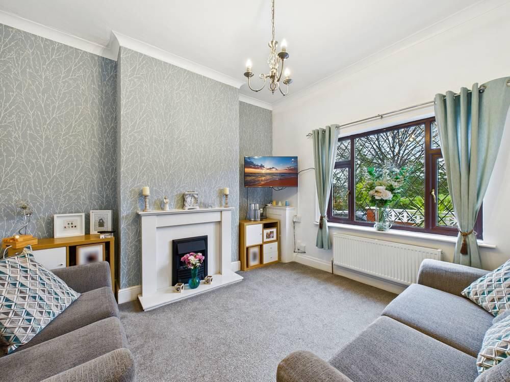 Property photo 2 of 24 Living Room