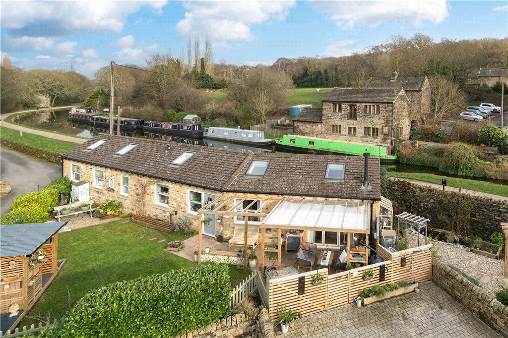 Property photo 1 of 26 The Stables