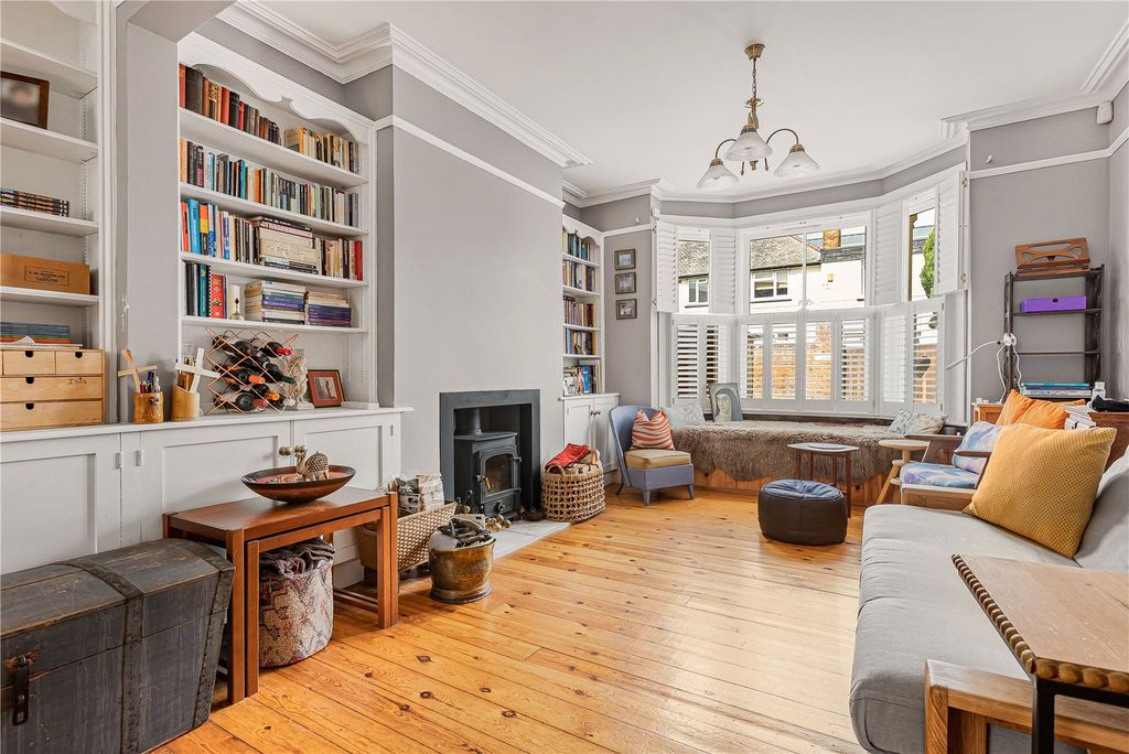 Property photo 2 of 19 Picture No. 01