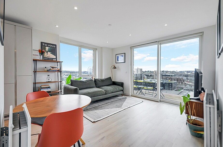 Property photo 1 of 28 Lounge Area (3) (3).Jpg